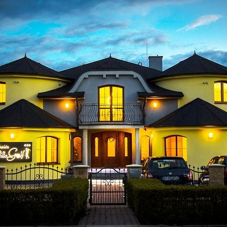 Villa Golf Sliac Luaran gambar